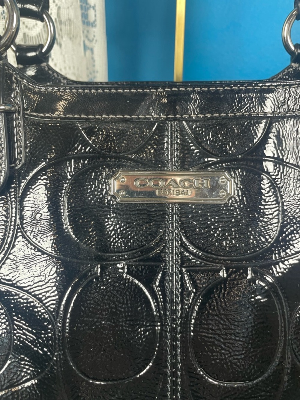 Coach Gallery Embossed Patent Leather 11 in H x 15 in Top L x 11.5 in L Bottom - Picture 9 of 15